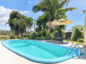 Seasonal outdoor pool