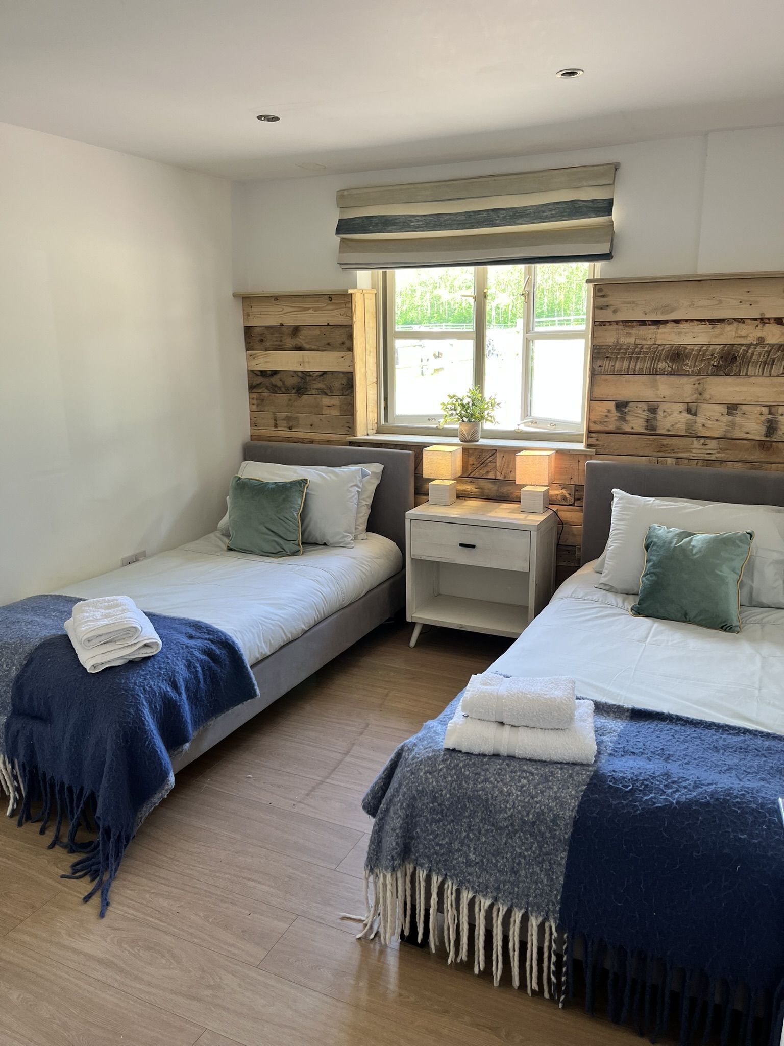 2 bedrooms