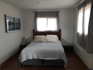 4 Schlafzimmer, Schreibtisch, kostenloses WLAN, Bettwäsche