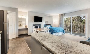 1 soverom, strykejern/-brett, wi-fi (inkludert) og sengetøy