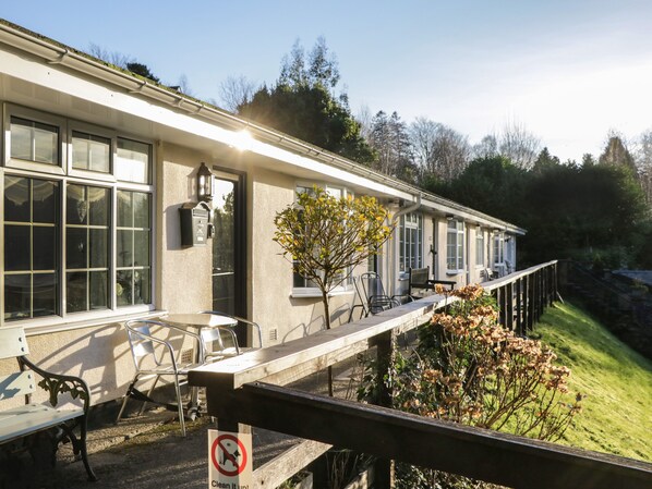 Balcony - Lake View (Windermere)