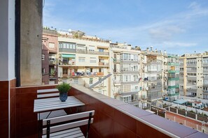 Outdoor dining - Casa Cosi - Casanova 7 (Barcelona)