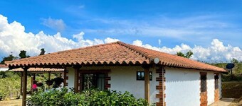 Descanso y Tiempo en Familia - Mesa de los Santos - 