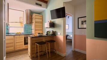 Microwave, oven, dishwasher