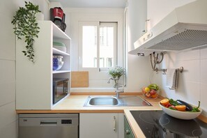 Microwave, oven, dishwasher