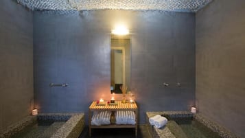 Tina de hidromasaje, aguas termales y hidroterapia