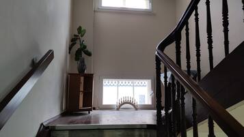 Apartment | Bahagian dalam