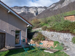 Outdoor dining - #CP - House - Magnificent view - garden 💓 (Lumbin)