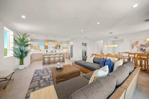 Smart TV, video games, table tennis, offices - Steps to Beach/Gulf Views/Pool Volleyball/Slide (Siesta Key)