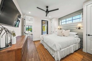 5 slaapkamers, een bureau, een strijkplank/strijkijzer, gratis wifi