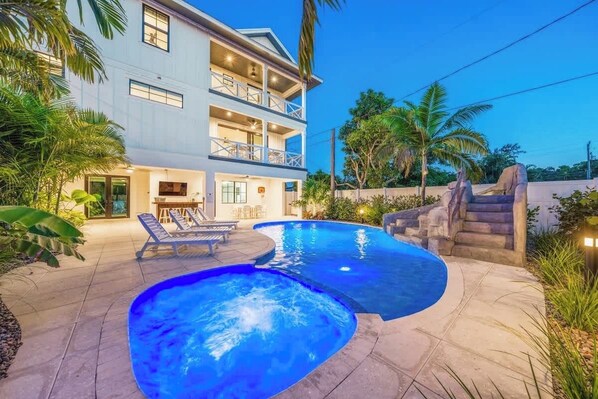 Outdoor pool, a heated pool