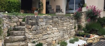 Barjac Villa Pastis - Gîte with swimming pool and view of the Cévennes mountains