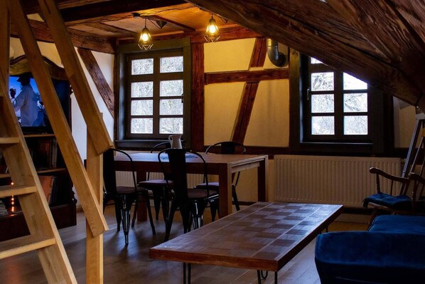 Appartement, 2 grands lits | Salle de séjour