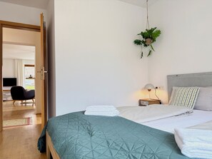 1 bedroom, iron/ironing board, free WiFi, bed sheets