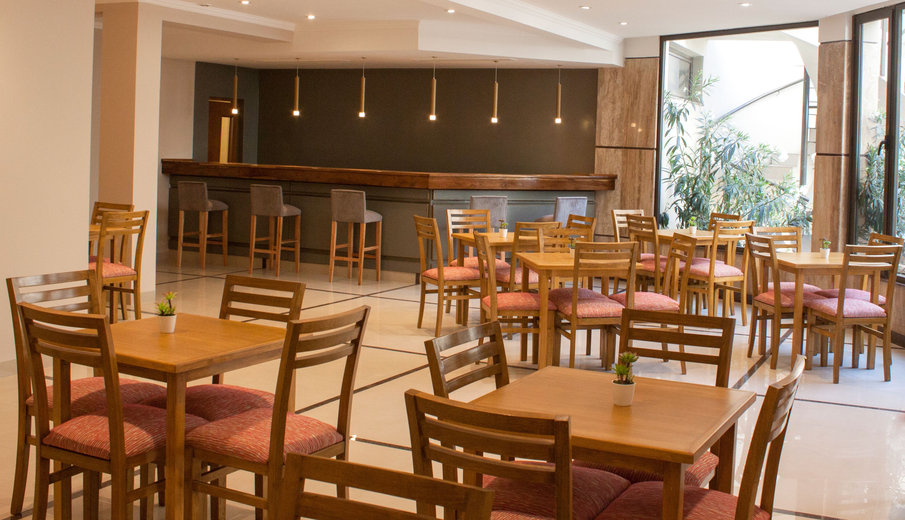 Petit déjeuner buffet compris tous les jours