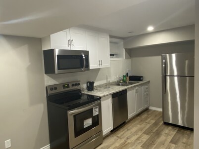 Quite and Cozy 1 Bedroom Suite@Rosewood, Saskatoon. Parks and eating close by