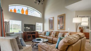 Casa, várias camas (Anthony's Southern Dunes Vacation Hom) | Sala de estar