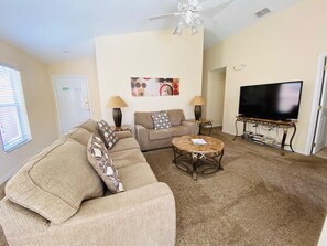 House, Multiple Beds (Bruces Southern Dunes Vacation Home) | Living room