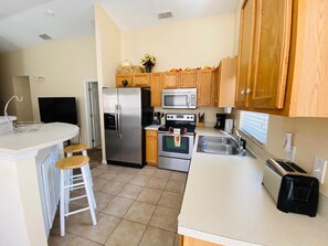 House, Multiple Beds (Bruces Southern Dunes Vacation Home) | Private kitchen