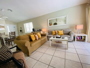 Casa, varias camas (Dawn's Southern Dunes Vacation Home) | 4 dormitorios