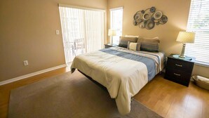 Ferienhaus, Mehrere Betten (Sandra's Southern Dunes Vacation Home) | 4 Schlafzimmer