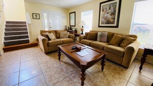 Huis, Meerdere bedden (Richard's Southern Dunes Vacation Hom) | Woonkamer