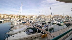 A marina with numerous boats docked. - Apartment With Balcony And View On The Port. (Fréjus)