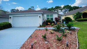 Property grounds - Dianes Southern Dunes Vacation Home (Haines City)
