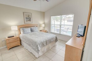 Hus - 2 queensize-senge (Paul's Southern Dunes Vacation Home ) | 3 soveværelser