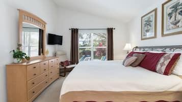 House, Multiple Beds (Patricia's Southern Dunes Vacation Ho) | 3 bedrooms