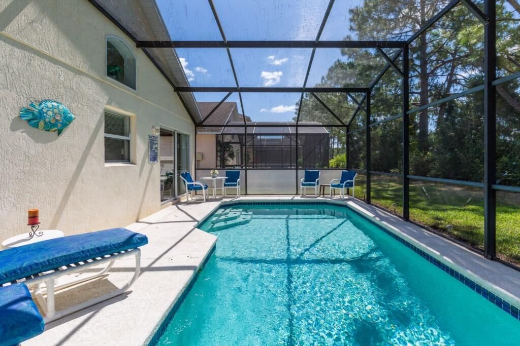 Casa, varias camas (Patricia's Southern Dunes Vacation Ho) | Alberca