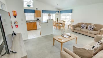 House, Multiple Beds (John's Southern Dunes Vacation Home) | Living room