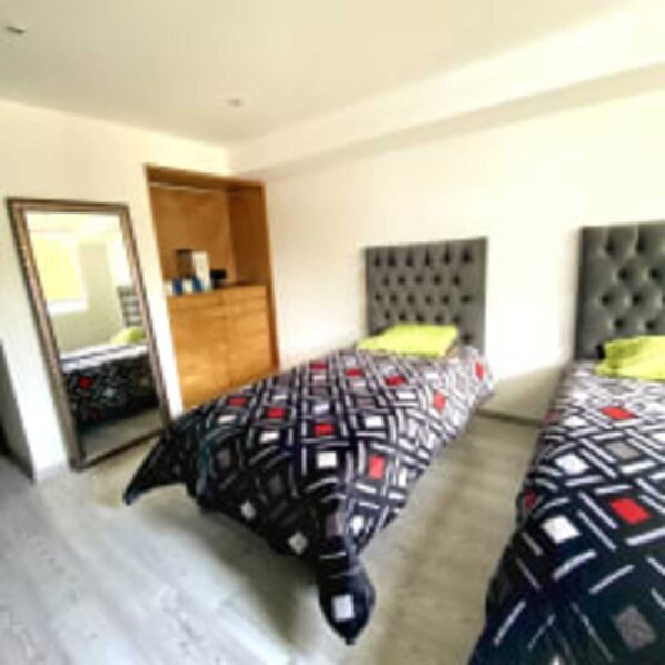 2 bedrooms, desk, free WiFi