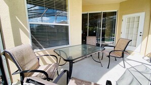 Balcony - Fransicso's Calabay Parc Vacation Home (Haines City)
