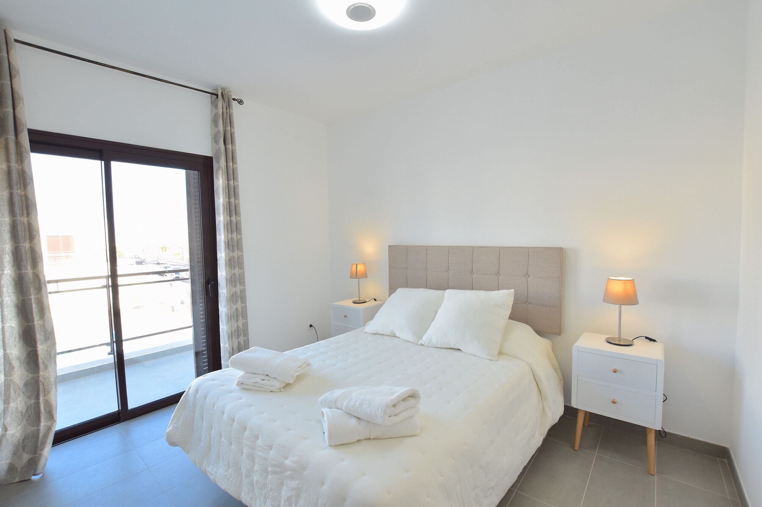 2 slaapkamers, een strijkplank/strijkijzer, gratis wifi, beddengoed