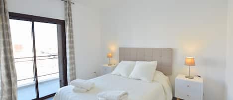 2 Schlafzimmer, Bügeleisen/Bügelbrett, kostenloses WLAN, Bettwäsche