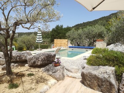 2 bedroom private vacation home in mollans sur ouveze