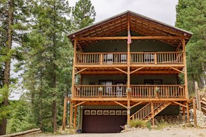Exterior - Mystic Forest Lodge, w/Superb Vistas & Media Room! (Cloudcroft)