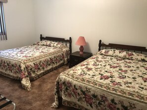 2 chambres, draps fournis