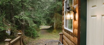 Private Cabin with Open Loft - Sleeps 3-6