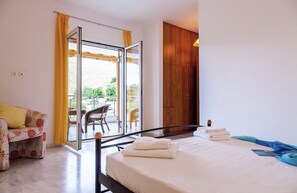 4 Schlafzimmer, Bügeleisen/Bügelbrett, Reisekinderbett, kostenloses WLAN