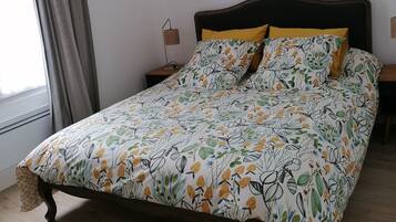 1 chambre, fer et planche Ă repasser, lit parapluie, Wi-Fi gratuit