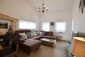 TV - Bella di Campo great house complex with private swimming pool and sauna (Rovinj)