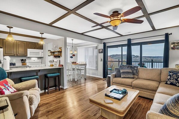 Televisión y reproductor de DVD 