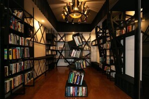 Interior - D la Torre Hotel (Managua)