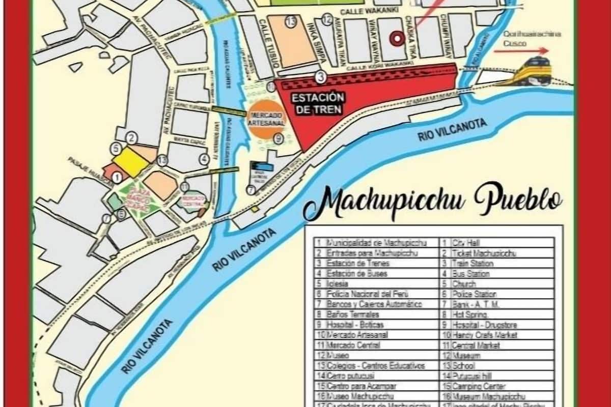 A map of Machupicchu Pueblo with landmarks like the Andino Hotel, Mercado Artesanal, and Estación de Tren.