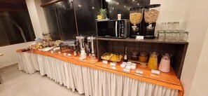 Tägliches inbegriffenes Frühstücksbuffet