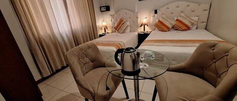 Comfort Triple Room | Egyptian cotton sheets, premium bedding, down comforters, pillowtop beds