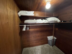 1 Schlafzimmer, Schreibtisch, Bügeleisen/Bügelbrett, kostenloses WLAN