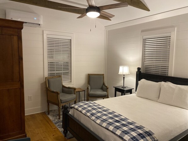 1 habitación, escritorio, tabla de planchar con plancha y wifi gratis 